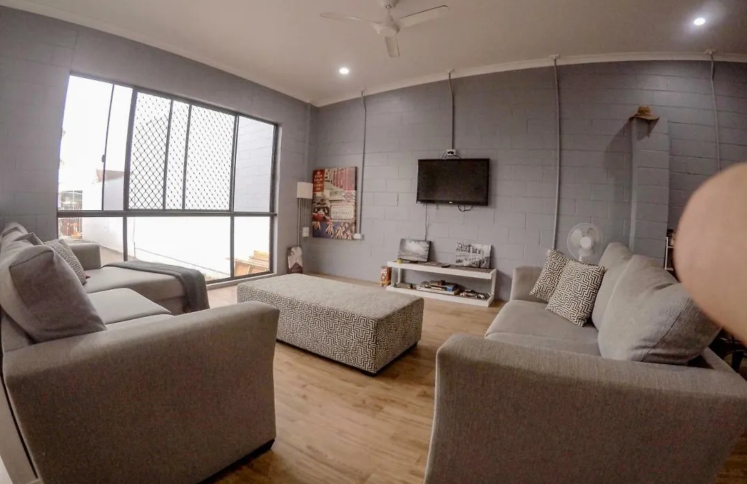 Bunk Inn Hostel-1